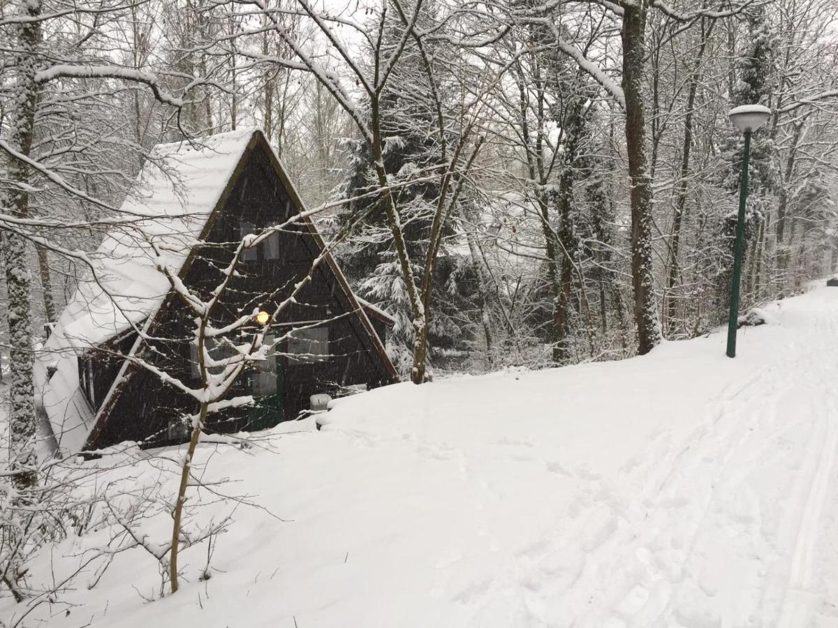 Bungalow Durbuy Exteriör bild